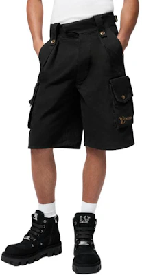 路易威登 SS25 Pharrell 聯名黑色寬鬆標誌工裝短褲 男款 1AFJ54 Lookbook 路易威登 SS25 Pharrell 聯名黑色寬鬆標誌工裝短褲 男款 1AFJ54