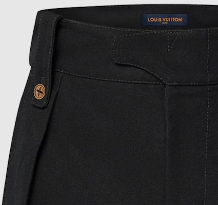 路易威登 SS25 Pharrell 聯名黑色寬鬆標誌工裝短褲 男款 1AFJ54 Details for 路易威登 SS25 Pharrell 聯名黑色寬鬆標誌工裝短褲 男款 1AFJ54