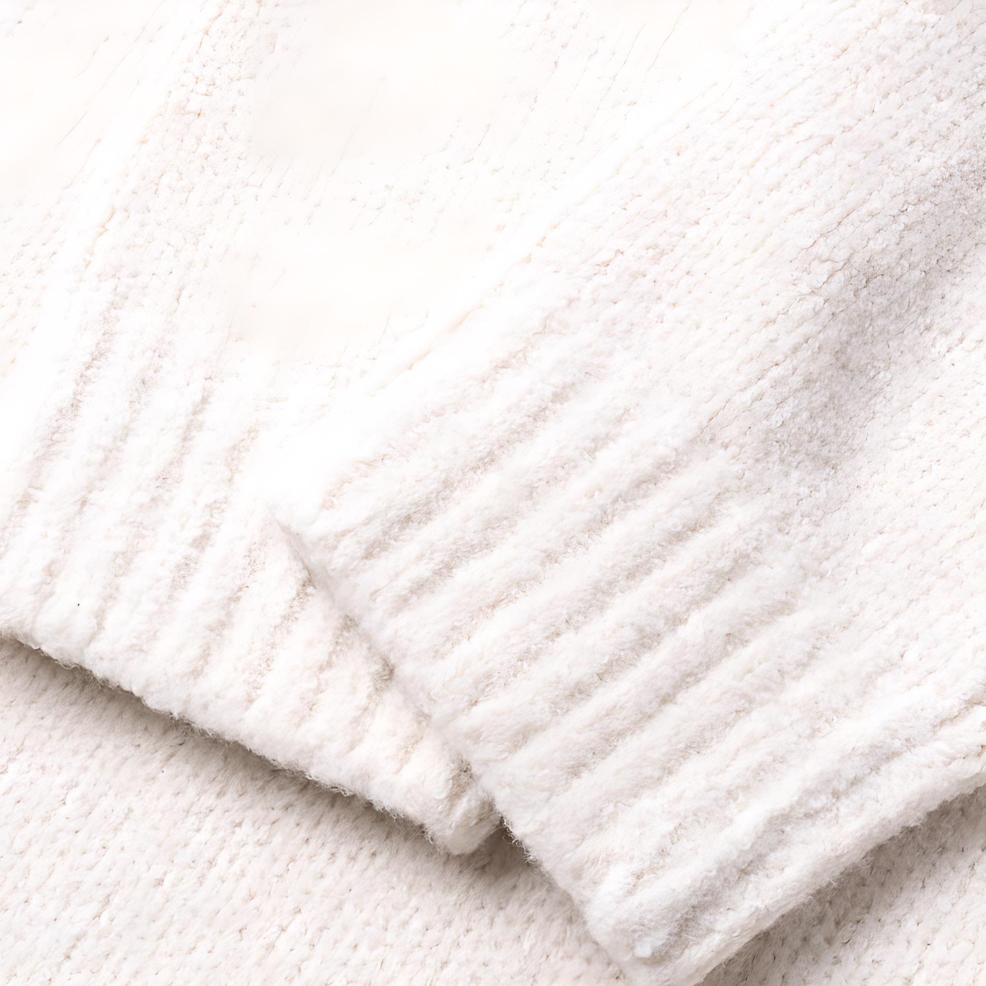 LOUIS VUITTON SS25 White Monogram Pullover Sweater Spring Summer Collection 1AHEC4 圖 5