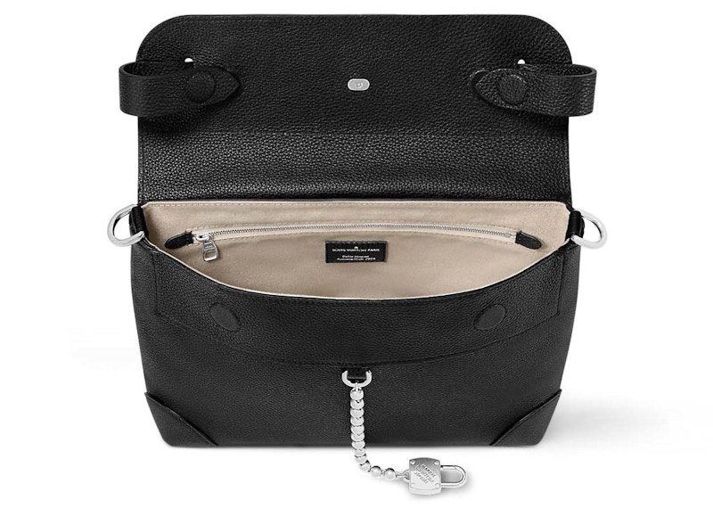 Order Tas Selempang Louis Vuitton Steamer Hitam