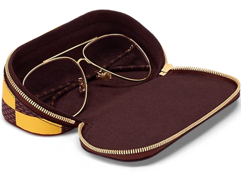 Order 루이비통 다미에 팝 옐로우 선글라스 파우치 GM 
