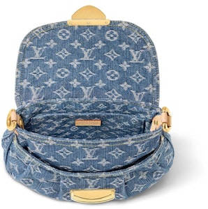 Louis Vuitton Sunset Bag Monogram Denim Biru. Lookbook Louis Vuitton Sunset Bag Monogram Denim Biru.