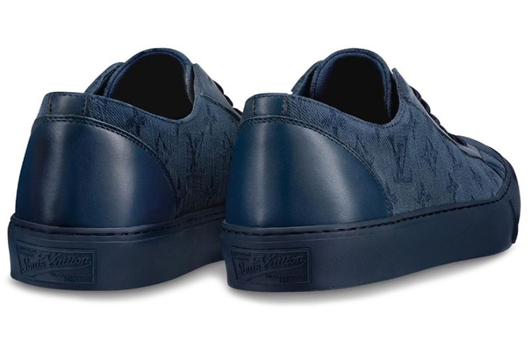 Shop Louis Vuitton Tattoo Monogram Sneaker 'Navy' 1A5AZS