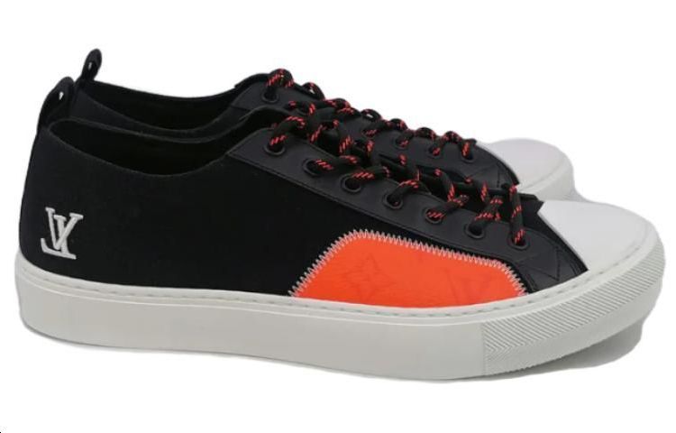 Order Louis Vuitton Kasut Sneaker 'Hitam' 1A7S9