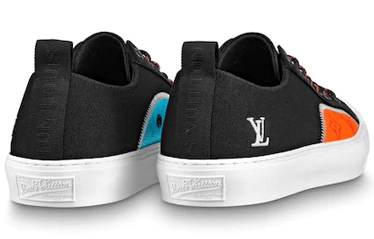 Shop Louis Vuitton Kasut Sneaker 'Hitam' 1A7S9