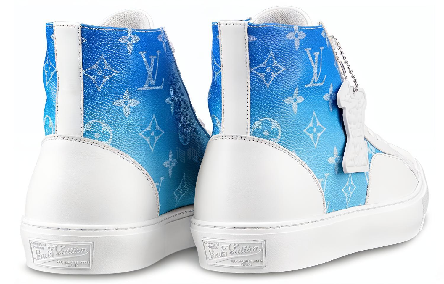 Lookbook Louis Vuitton Sneaker Boot Tattoo ''Blue Monogram Clouds'' 1A8AH5