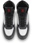 Lookbook Louis Vuitton Tenis Rivoli Sneakers 'Putih Monogram Ice dan Kelabu Gelap Monogram' 1A8V03