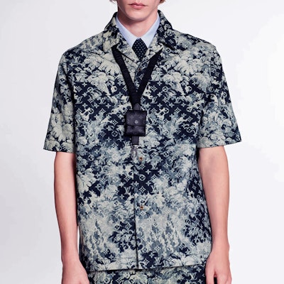 ルイヴィトン タイダイロゴ メンズ半袖シャツ デニムブルー 1A8HGH Shop ルイヴィトン タイダイロゴ メンズ半袖シャツ デニムブルー 1A8HGH