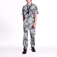 路易威登漸層染色標誌牛仔藍短袖男士襯衫 1A8HGH Details for 路易威登漸層染色標誌牛仔藍短袖男士襯衫 1A8HGH