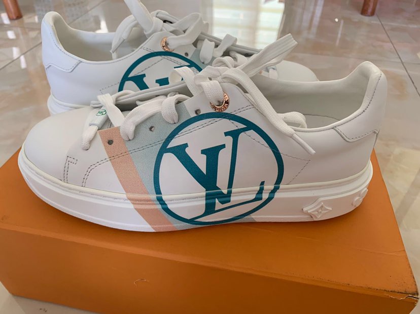 Louis Vuitton Time Out 'Sneaker' CT013836