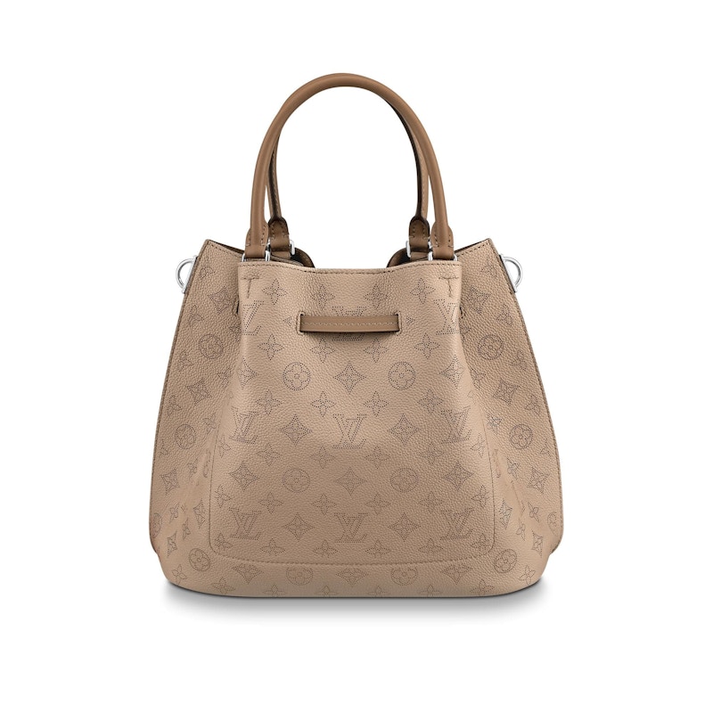 Order Louis Vuitton Top Handle Girolata Monogram Mahina dengan Aksesori Galet