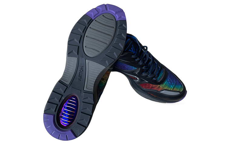 Purchase Louis Vuitton Trail 2054 Sneakers 'Hitam dengan Imej Termal' 1A8K14