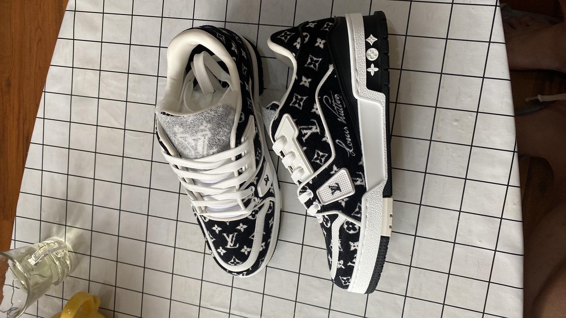 Buy 路易威登 训练鞋 'Monogram' BP9U1PTX02