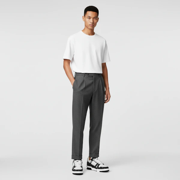 루이비통 트레이너 '판다' (47 characters) 1A9JG9 Lookbook 루이비통 트레이너 '판다' (47 characters) 1A9JG9