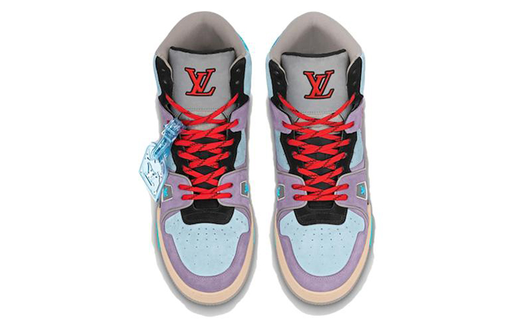 Shop LOUIS VUITTON 球鞋 皮革 潮流百搭 圓頭 時尚板鞋 男款 紫色