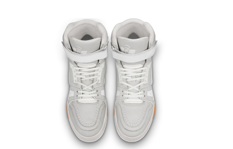 Lookbook Kasut Sukan Louis Vuitton LV Trainer Kelabu/Putih 1A5A0A