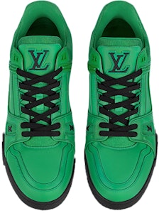 ルイ・ヴィトンのグリーントレーナー (黒) 1A9FHY Lookbook ルイ・ヴィトンのグリーントレーナー (黒) 1A9FHY