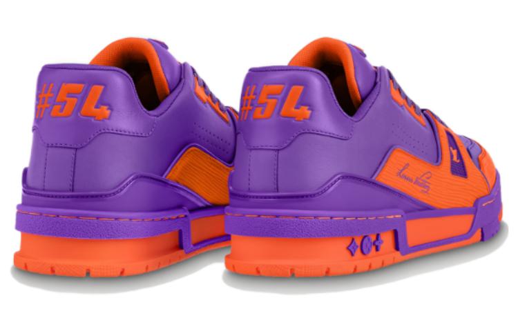 Lookbook Louis Vuitton Sepatu Trainer Low 'Ungu' 1AA6UF