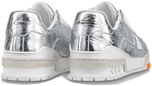 路易威登訓練鞋金屬色低幫運動時尚板鞋男款白銀 Shop 路易威登訓練鞋金屬色低幫運動時尚板鞋男款白銀