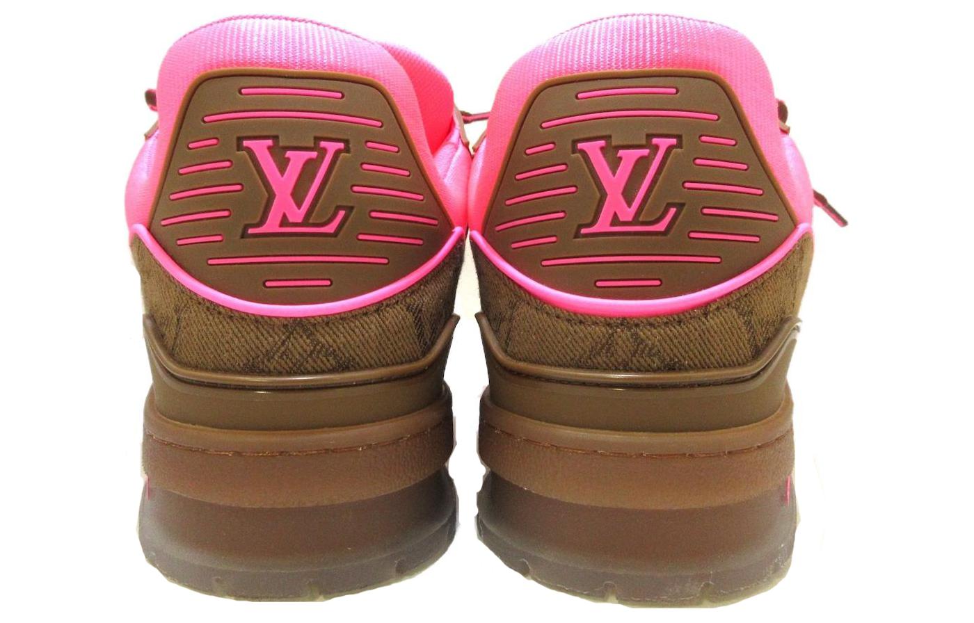 Shop 루이비통 핑크 모노그램 트레이너 (Louis Vuitton Pink Monogram Trainer) 1A8Z5E