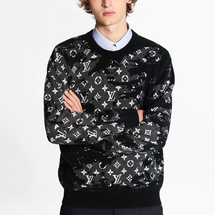 Purchase Louis Vuitton Vintage Baju Sejuk Wool Leher Bulat Hitam 1A8GYD