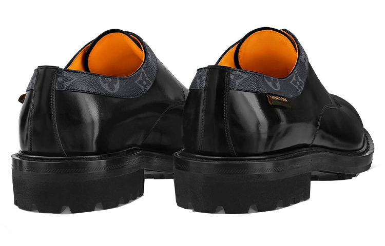 Shop 路易威登 皮革 時尚綁帶圓頭 男士休閒鞋 男款 黑色