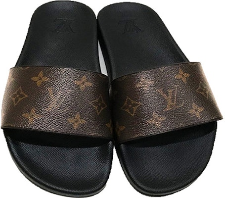 Louis Vuitton Waterfront Mule 'Hitam Coklat' 1A3PSB Lookbook Louis Vuitton Waterfront Mule 'Hitam Coklat' 1A3PSB