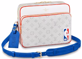 Louis Vuitton x NBA Nil Messenger Antartica Louis Vuitton x NBA Nil Messenger Antartica
