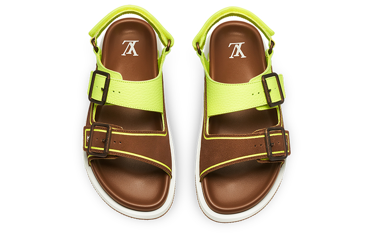 Lookbook LV×NBAトレーナーサンダル 茶 ネオングリーン 1A8ZNH