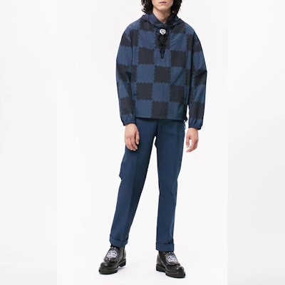 루이비통 x 니고2 SS22 체크무늬 드로스트링 후디 네이비 블루. 1A9GVM Lookbook 루이비통 x 니고2 SS22 체크무늬 드로스트링 후디 네이비 블루. 1A9GVM