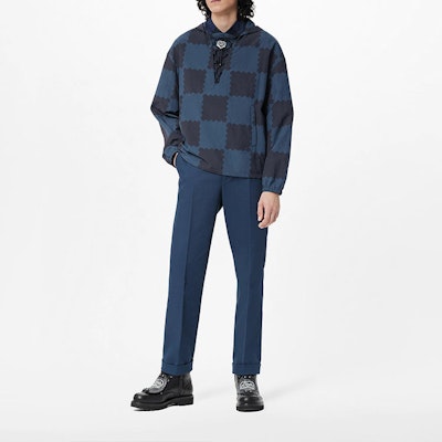 루이비통 x 니고2 SS22 체크무늬 드로스트링 후디 네이비 블루. 1A9GVM Shop 루이비통 x 니고2 SS22 체크무늬 드로스트링 후디 네이비 블루. 1A9GVM