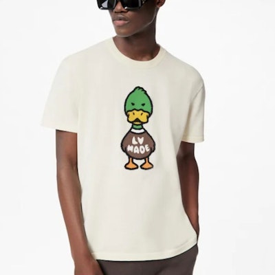 Kaos LOUIS VUITTON x NIGO2 SS22 Putih Logo Graphic Lengan Pendek. 1A9GOK Purchase Kaos LOUIS VUITTON x NIGO2 SS22 Putih Logo Graphic Lengan Pendek. 1A9GOK