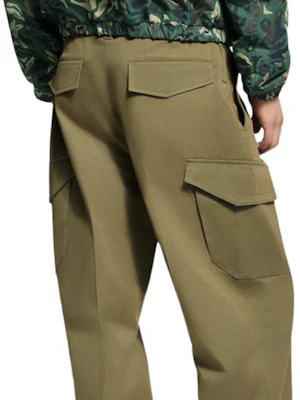 Pantalones Cargo LOUIS VUITTON x Nigo 3D FW25 con diseño de bolsillos para hombres. 1AIMF4 Details for Pantalones Cargo LOUIS VUITTON x Nigo 3D FW25 con diseño de bolsillos para hombres. 1AIMF4