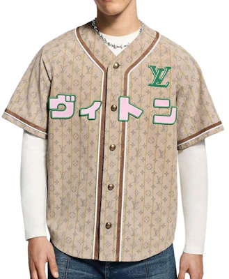 LOUIS VUITTON x Nigo FW25 Logo Print Leather Short Sleeve Shirt 1AIMXG Lookbook LOUIS VUITTON x Nigo FW25 Logo Print Leather Short Sleeve Shirt 1AIMXG