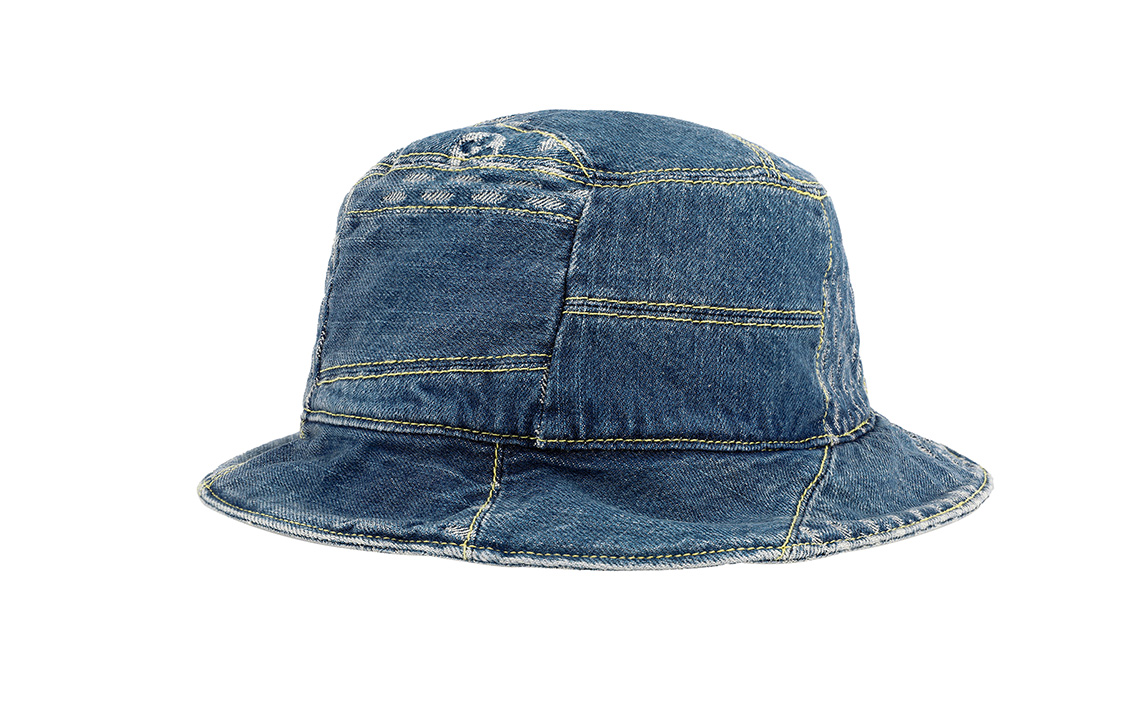 Lookbook LOUIS VUITTON x NIGO Topi Bucket Monogram Denim dengan Logo Klasik. MP2733+MP2734