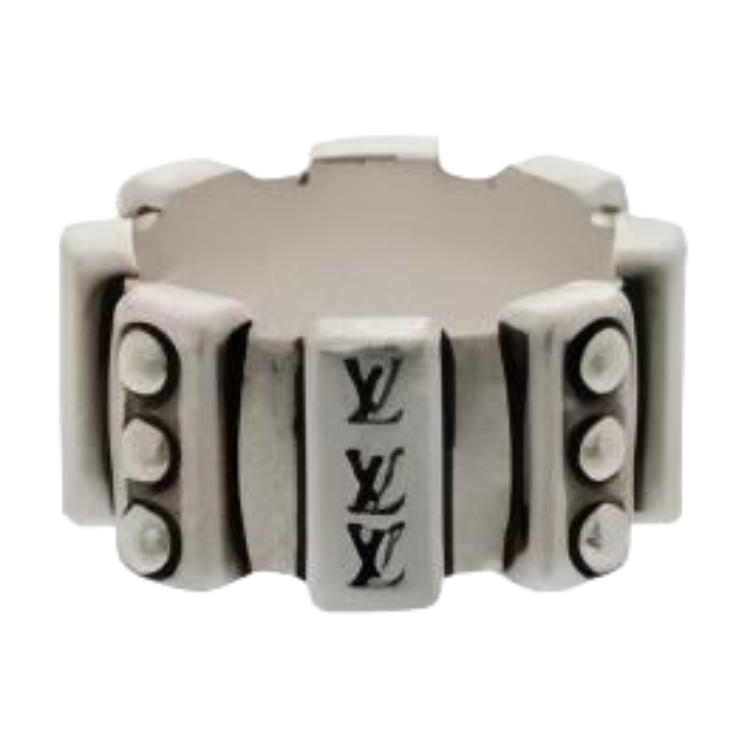 Order LOUIS VUITTON x Nigo Cincin Perak Detail Ukir Unisex Edisi Pasangan M1174