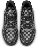 루이비통 x 니고 그레이 플래드 트레이너 (Louis Vuitton x Nigo collaboration) 1A9J7N Lookbook 루이비통 x 니고 그레이 플래드 트레이너 (Louis Vuitton x Nigo collaboration) 1A9J7N