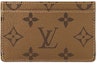 Order Louis Vuitton x Sun Yitian Pemegang Kad Monogram Reverse