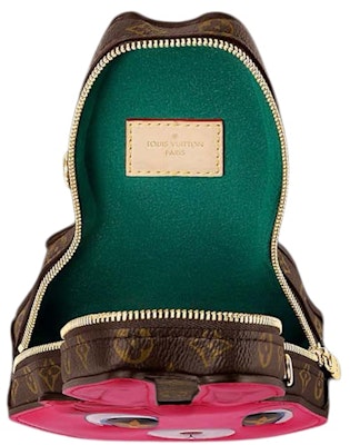 Dompet Rantai Louis Vuitton x Sun Yitian Arnab Merah Jambu Lookbook Dompet Rantai Louis Vuitton x Sun Yitian Arnab Merah Jambu