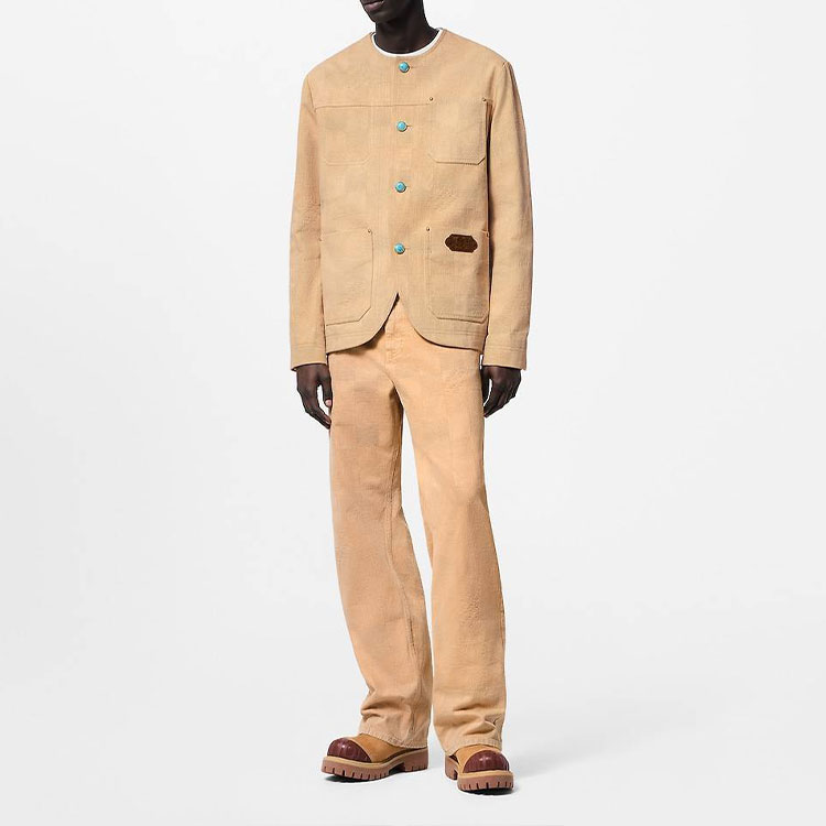 Shop LOUIS VUITTON x Timberland FW24 Jaket Rajut Monogram Khaki Pria 1AFXPB