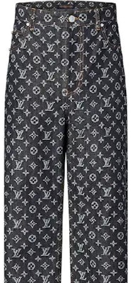 루이비통 x 팀버랜드 SS24 로고 스트레이트 레그 데님 진 블랙 1AFX30 Sizing 루이비통 x 팀버랜드 SS24 로고 스트레이트 레그 데님 진 블랙 1AFX30