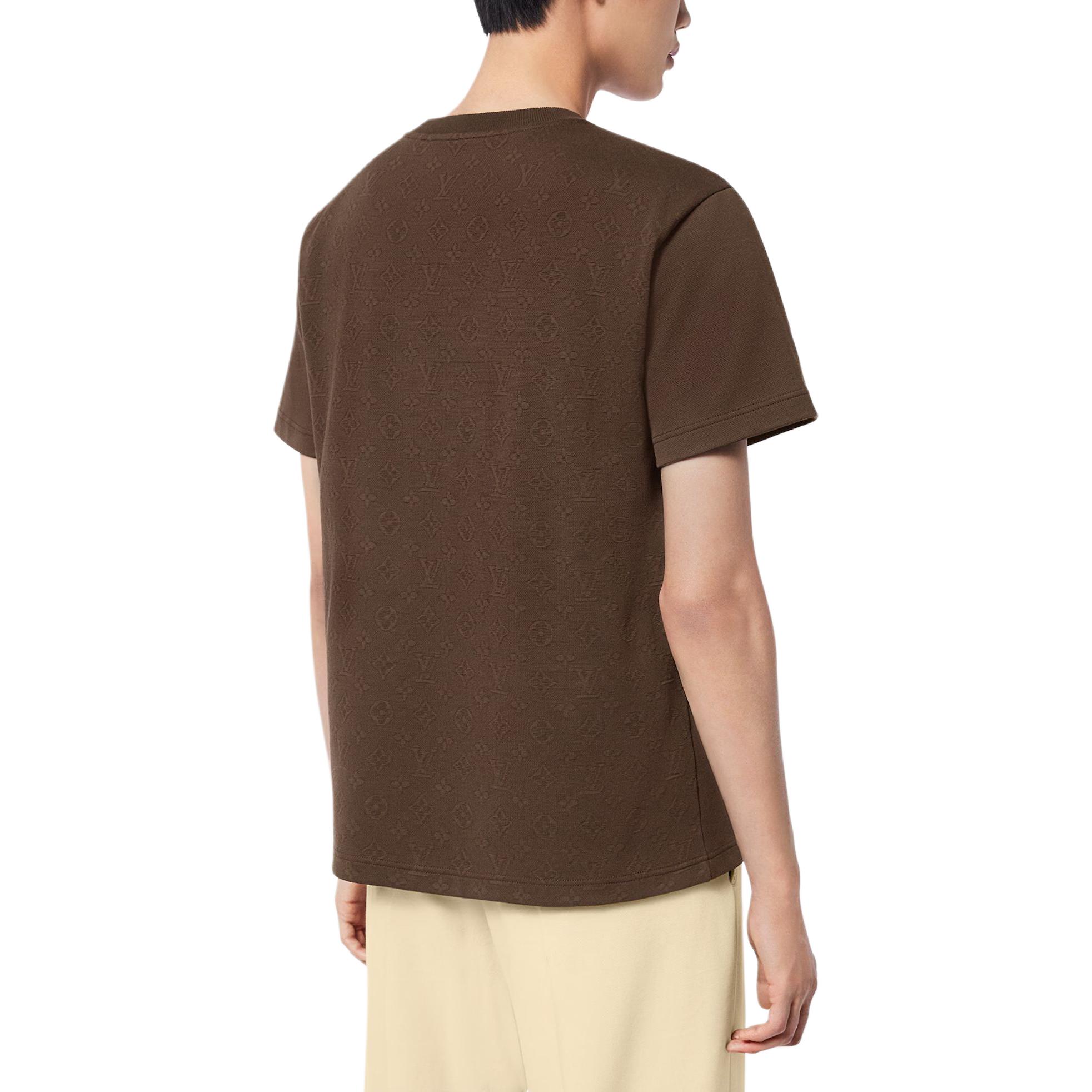 Sizing 路易威登 x Tyler SS24 压纹标志巧克力棕色口袋短袖T恤 1AFPT6