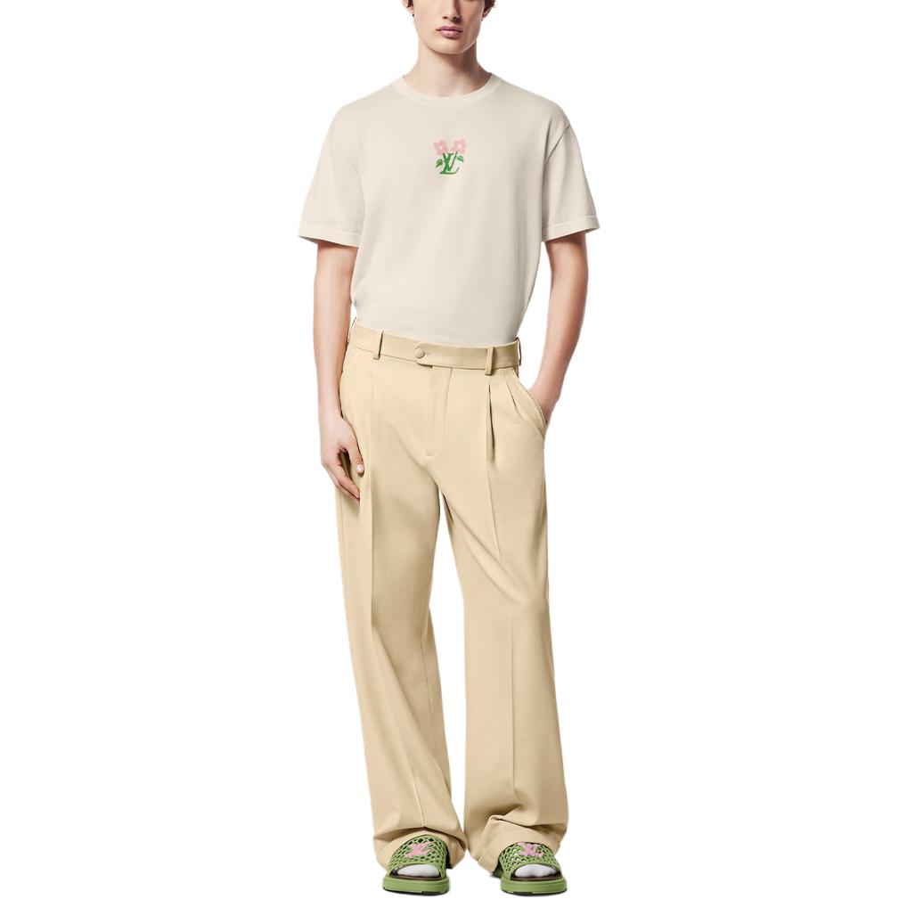 Shop LOUIS VUITTON x Tyler SS24 Kaos Logo Floral Beige Pria Leher Bulat 1AFRDI