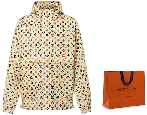 LOUIS VUITTON x Tyler SS24 Jaket Windbreaker Kuning Cetak Logo 1AFRCK Lookbook LOUIS VUITTON x Tyler SS24 Jaket Windbreaker Kuning Cetak Logo 1AFRCK