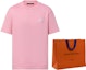 Lookbook LOUIS VUITTON x Tyler SS24 Logo T-Shirt Lelaki Merah Jambu Bersulam. 1AFPSP