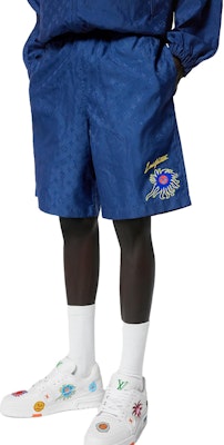 LOUIS VUITTON x Yayoi Kusama SS23 Celana Pendek Pantai Biru Monogram Pria. 1AB79T Details for LOUIS VUITTON x Yayoi Kusama SS23 Celana Pendek Pantai Biru Monogram Pria. 1AB79T
