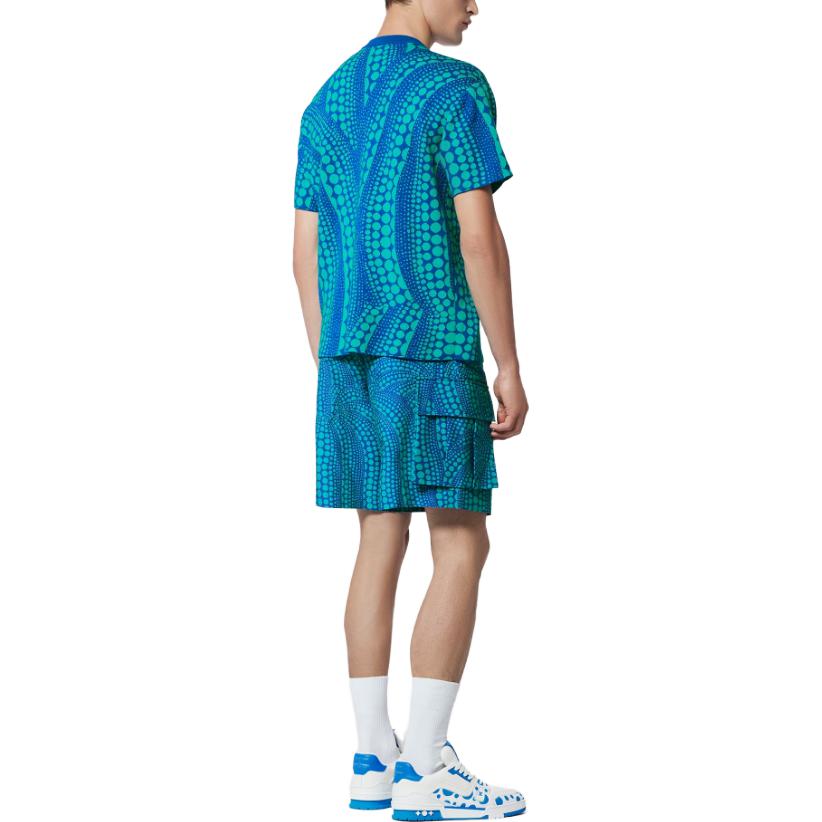 Shop LOUIS VUITTON x Yayoi Kusama SS23 Kaos Logo Wajah Bordir Biru. 1AB6P6