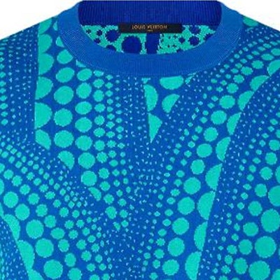 LOUIS VUITTON x Yayoi Kusama SS23 Kaos Logo Wajah Bordir Biru. 1AB6P6 Details for LOUIS VUITTON x Yayoi Kusama SS23 Kaos Logo Wajah Bordir Biru. 1AB6P6