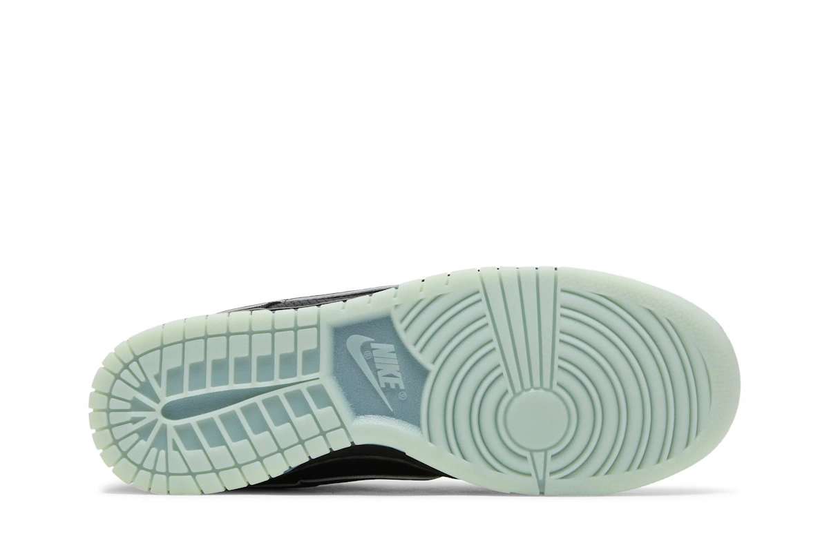 LPL League of Legends x Nike Dunk Low