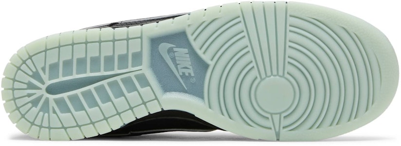 LPL League of Legends x Nike Dunk Low Sepatu DO2327-011 Shop LPL League of Legends x Nike Dunk Low Sepatu DO2327-011